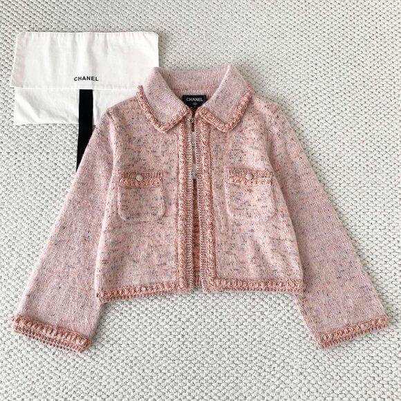 Pink Chanel wool cardigan - Picture 1 of 8